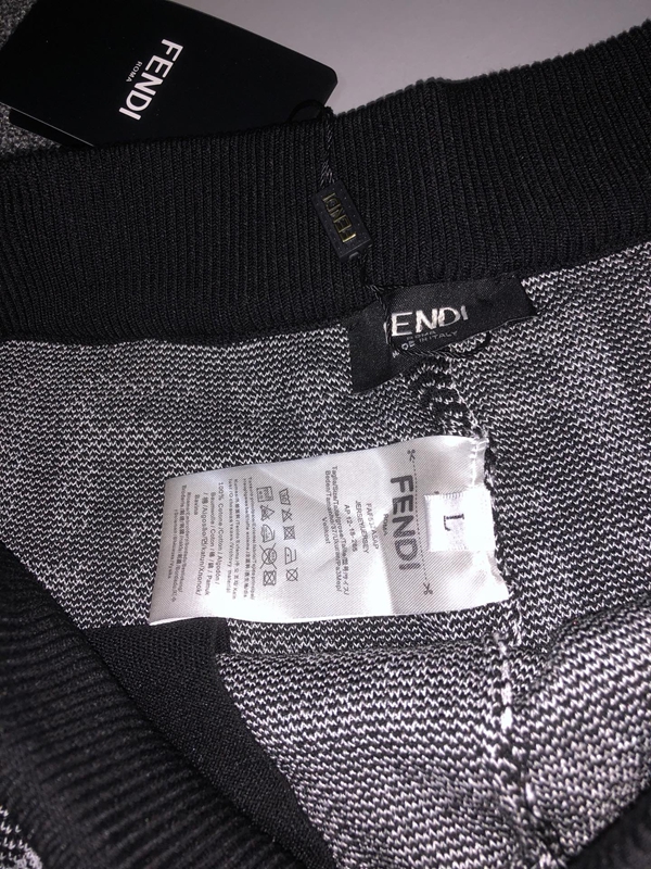 ブランドハーフパンツ全体デザイン